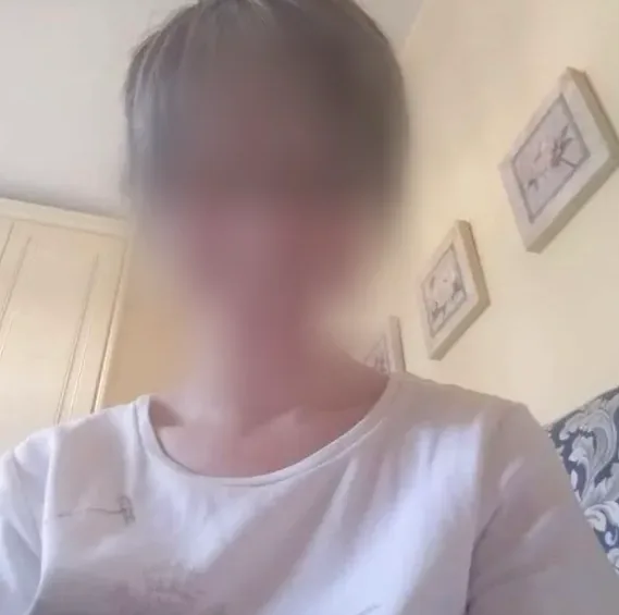 Ana, 34 años