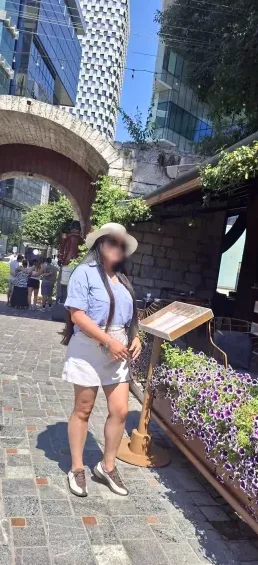 Lara, 35 años